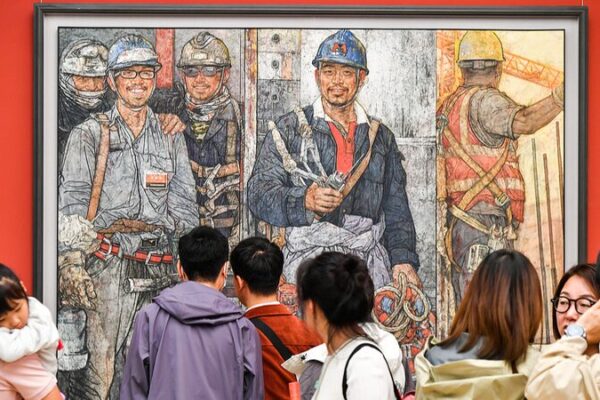 Beijing Unveils Masterpieces Celebrating 75 Years of Artistic Evolution 🎨 Beijing showcases masterpieces celebrating 75 years of Chinese art