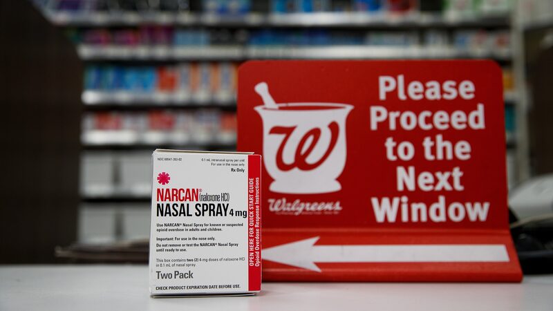 Can_Trumps_push_to_engage_tech_companies_curb_online_drug_sales - Namaste Headlines Can Trump's push to engage tech companies curb online drug sales?