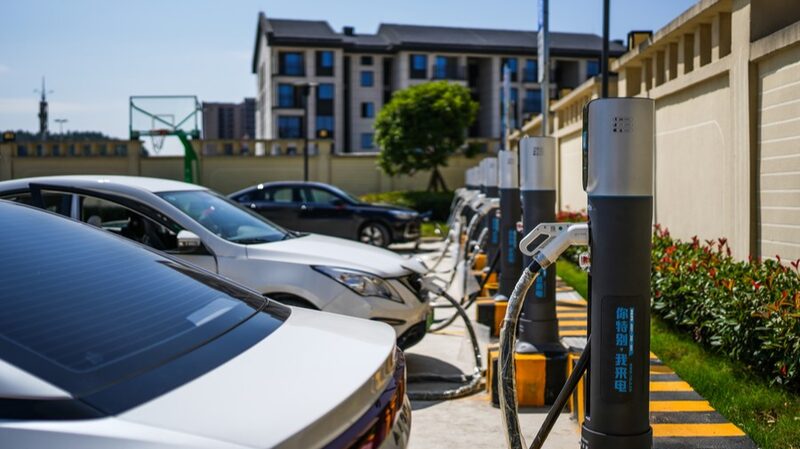 Canadas_EV_tariffs_Who_benefits - Namaste Headlines Canada's EV tariffs: Who benefits?