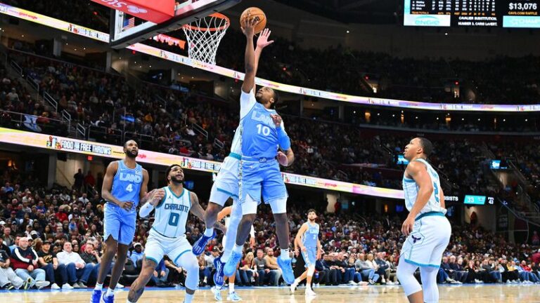 Cavaliers_beats_Hornets_128-114_Mavericks_survives_Thunder - Namaste Headlines Cavaliers beats Hornets 128-114, Mavericks survives Thunder