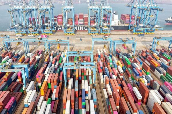 China’s Foreign Trade Booms with 4.9% Growth in First 11 Months 🚀 China's foreign trade grows 4.9% in first 11 months