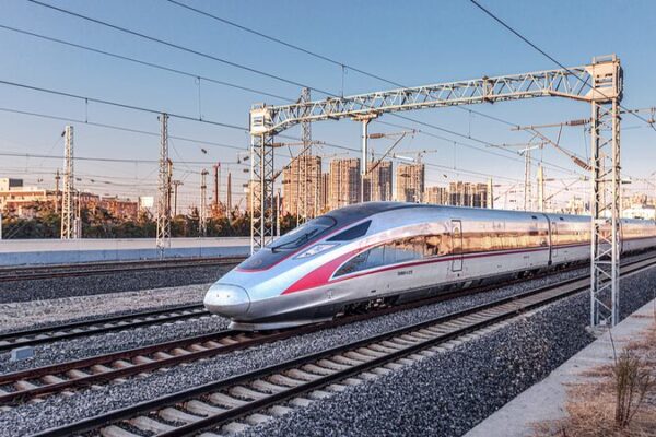 China’s High-Speed Rail Network Soars to 47,000 km! 🚄 China's high-speed railway network expands to 47,000 kilometers