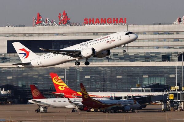 China’s C919 Jet Takes Off: Regular Flights Now Between Shanghai and Hong Kong ✈️ China's homegrown C919 plane begins regular Shanghai-Hong Kong flights