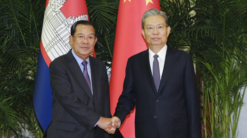 China's top legislator meets with Cambodian senate president