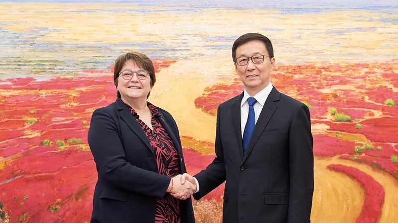 Chinese_VP_meets_French_delegation_to_bilateral_high-level_dialogue - Namaste Headlines Chinese VP meets French delegation to bilateral high-level dialogue