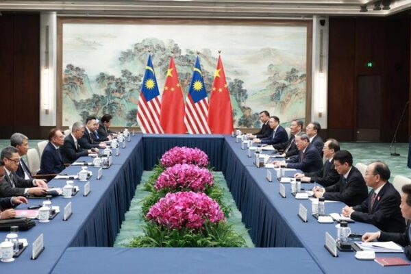 🤝 China and Malaysia: Strengthening Ties Through High-Level Exchanges Continuous high-level exchanges show strength of China-Malaysia ties