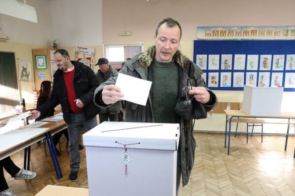 Croatia’s Presidential Showdown: Runoff Election Ahead! 🇭🇷🔥 Croatian presidential election heads to runoff