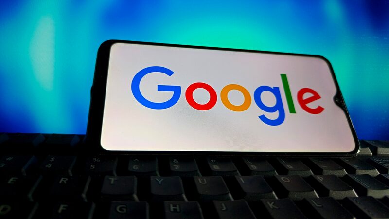 DOJ_to_ask_judge_to_force_Google_to_sell_off_Chrome_Bloomberg_reports - Namaste Headlines DOJ to ask judge to force Google to sell off Chrome, Bloomberg reports