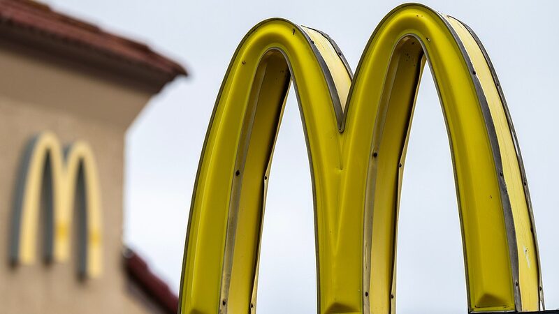 E_coli_cases_reach_104_in_McDonalds_outbreak_tied_to_slivered_onions - Namaste Headlines E. coli cases reach 104 in McDonald's outbreak tied to slivered onions