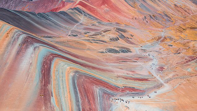 Explore_Perus_Vinicunca_the_mountain_of_rainbow_colors - Namaste Headlines Explore Peru's Vinicunca, the mountain of rainbow colors
