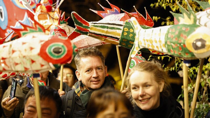 Huangshan_Fish_lanterns_unite_international_guests_for_New_Year - Namaste Headlines Huangshan: Fish lanterns unite international guests for New Year