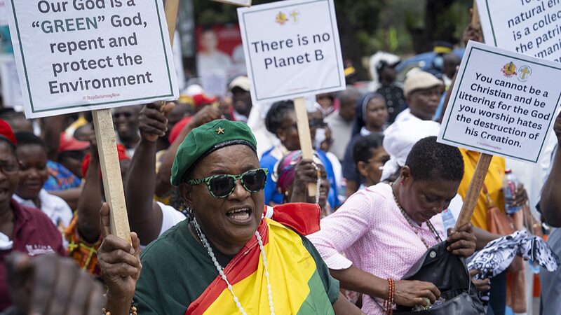Hundreds_march_against_Ghanas_damaging_informal_gold_mining_boom - Namaste Headlines Hundreds march against Ghana's damaging informal gold mining boom