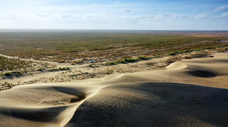 Keeping deserts at bay with their own hands