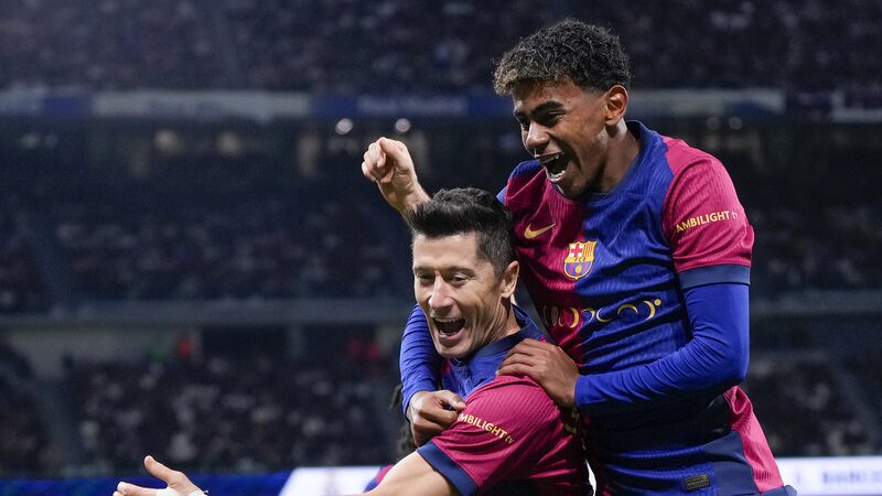 Lewandowski, Yamal give Barcelona a 4-0 win over Real Madrid