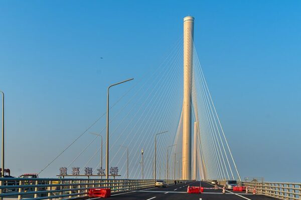 🚀 Huangmaohai Bridge Opens, Boosting Connectivity in the GBA! Live: Bridging the GBA – Huangmaohai Bridge is open to traffic video poster