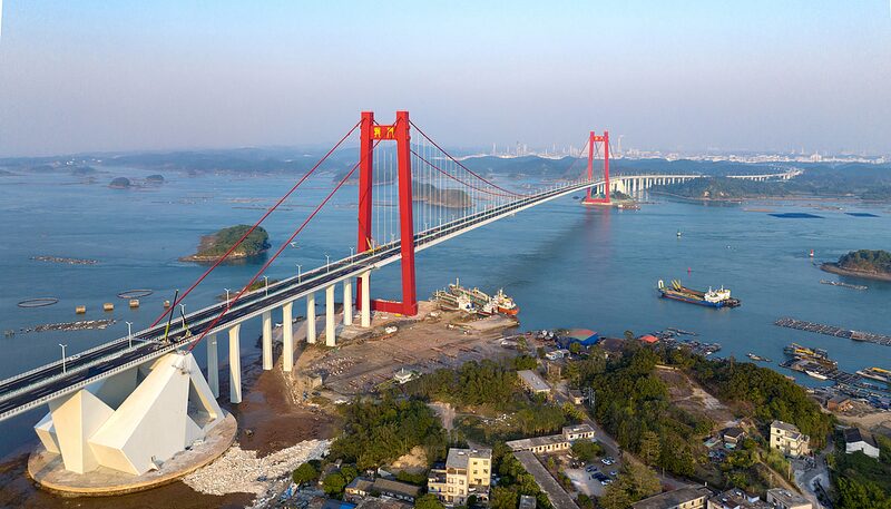 Live: Guangxi's longest sea-crossing bridge ready to open for traffic video poster