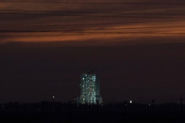 Live: Special coverage of China's Shenzhou-19 crewed spaceship launch video poster