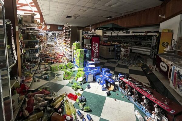 Massive Magnitude-7.0 Earthquake Rocks Northern California! 😱 Magnitude-7.0 earthquake hits northern California