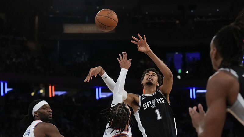 Mikal_Bridges_makes_Victor_Wembanyamas_record_night_less_sweet - Namaste Headlines Mikal Bridges makes Victor Wembanyama's record night less sweet