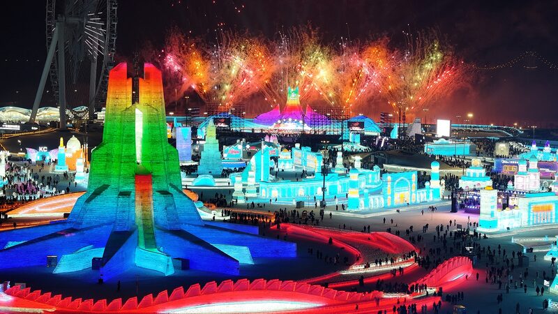 New Year firework show lights up the sky in Harbin