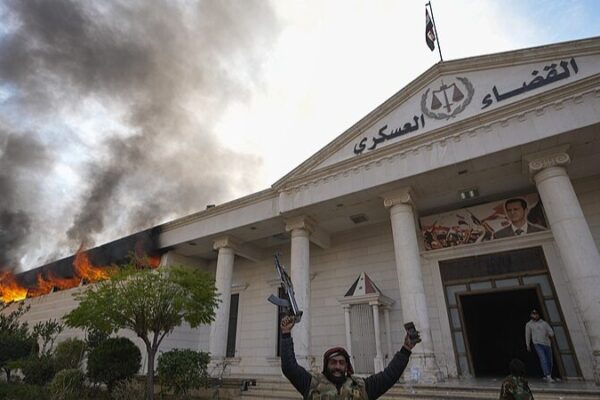 Opposition Fighters Take Syrian Capital After Al-Assad’s Exit ✨ Opposition fighters capture Syrian capital following al-Assad's leave