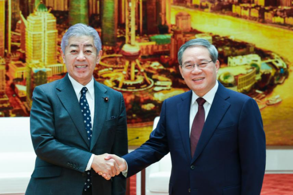 Premier Li Highlights Key Moment for China-Japan Relations 🇨🇳🇯🇵 Premier Li: China-Japan relations at crucial stage of improvement