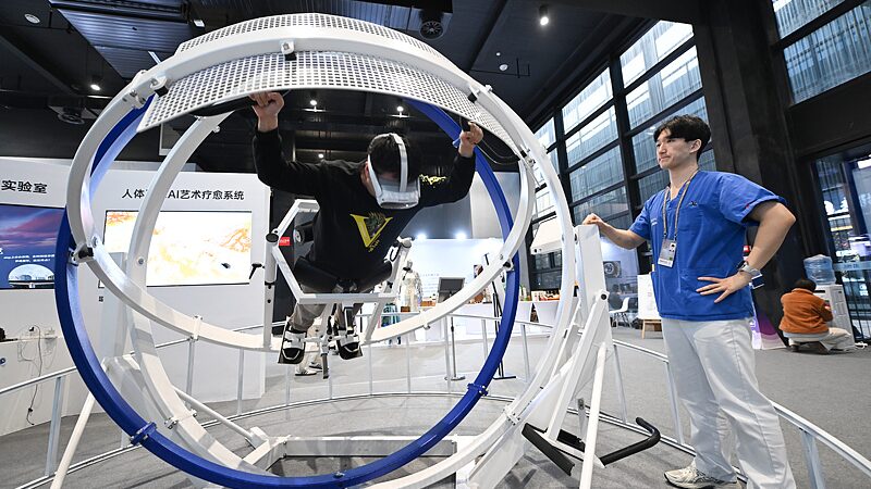 Report_AI_empowering_digital_development_of_global_industries - Namaste Headlines Report: AI empowering digital development of global industries