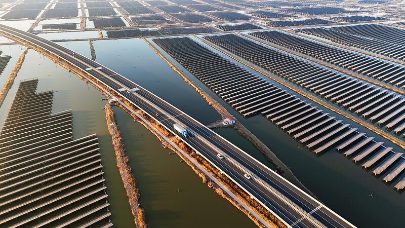 Senior_officials_insights_about_Chinas_key_economic_work_conference - Namaste Headlines Senior officials' insights about China's key economic work conference