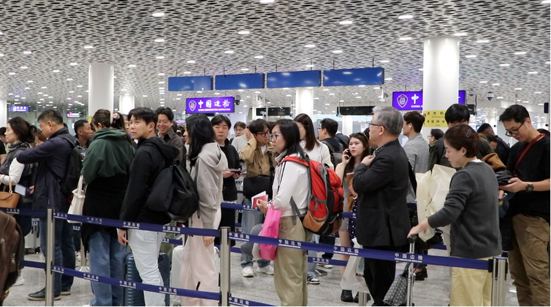 Shenzhen Airport sees surge in visa-free travelers amid new policy