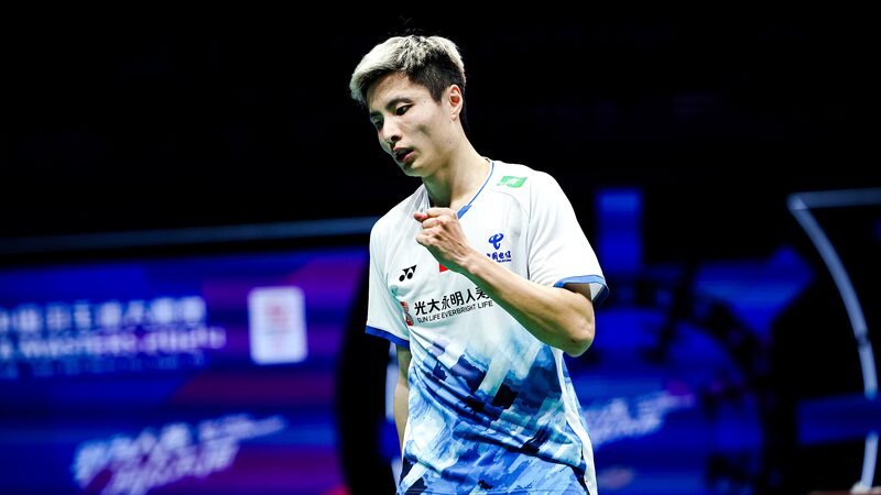 Shi_Yuqi_ousts_Vitidsarn_to_advance_to_semifinals_at_BWF_China_Masters - Namaste Headlines Shi Yuqi ousts Vitidsarn to advance to semifinals at BWF China Masters