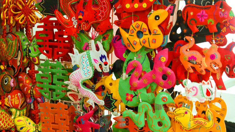 Snake-themed_decorations_fill_Shanghai_markets - Namaste Headlines Snake-themed decorations fill Shanghai markets