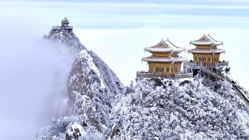Snow-covered_Laojun_Mountain_in_Luoyang - Namaste Headlines Snow-covered Laojun Mountain in Luoyang