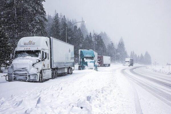 Massive Storm Hits Northern California with Heavy Rain and Snow 🌧️❄️ Storm inundates Northern California with rain, heavy snow