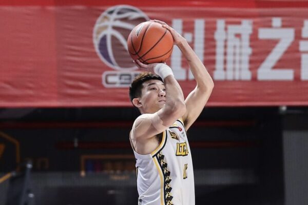 🏀 Sun Minghui’s Double-Double Leads Guangsha Lions to 102-79 Victory! 🦁 Sun nets a double-double to lead Guangsha a 102-79 win
