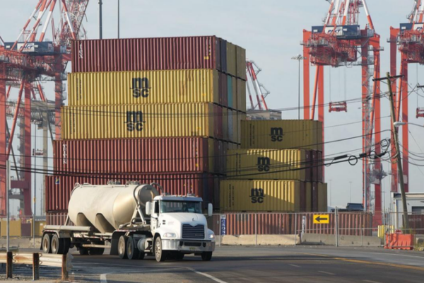 Tariffs: Political Gains, People’s Pains Tariffs: Good for politics, bad for people