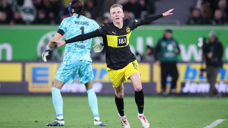 Three_and_easy_as_Dortmund_move_into_Bundesliga_top_six - Namaste Headlines Three and easy as Dortmund move into Bundesliga top six