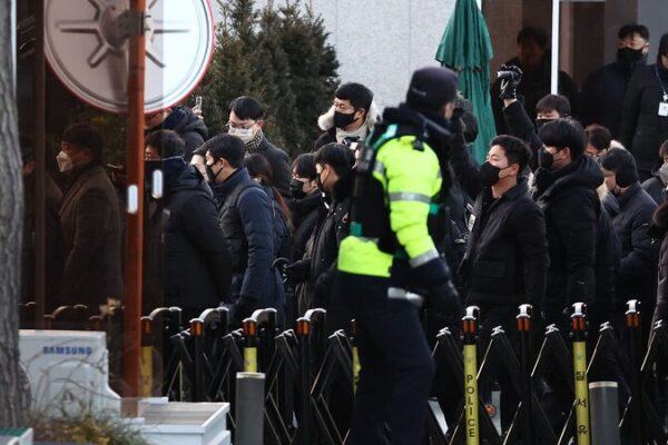 No Reports Found on Investigators Failing to Arrest Yoon in South Korea What happens next after S. Korean investigators fail to arrest Yoon?