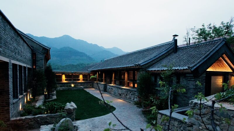 When old houses meet modern design