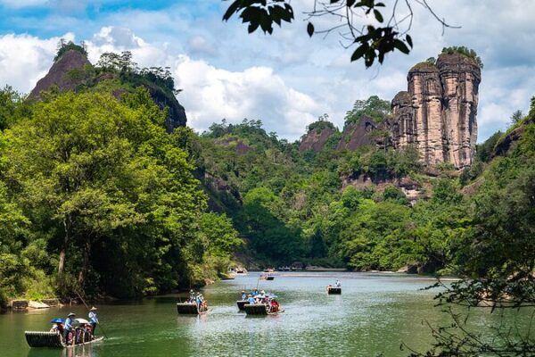 Discover Wuyi Mountain: Nature’s Ecological Wonderland 🌿 Wuyi Mountain: a haven of ecological harmony