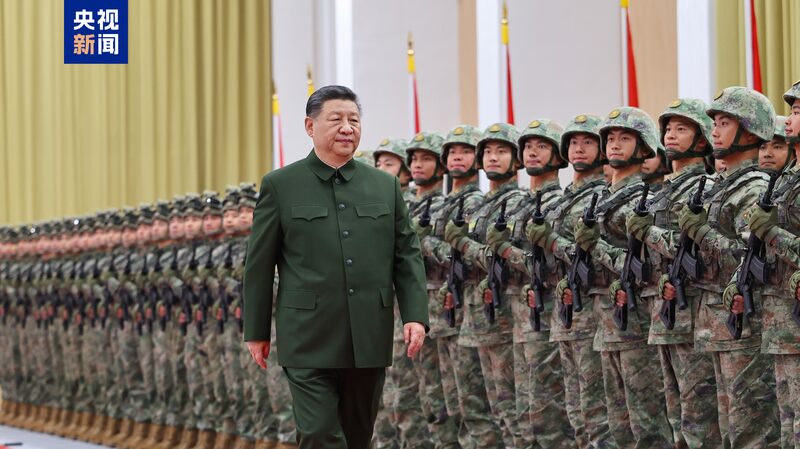 Xi Jinping inspects PLA garrison in Macao