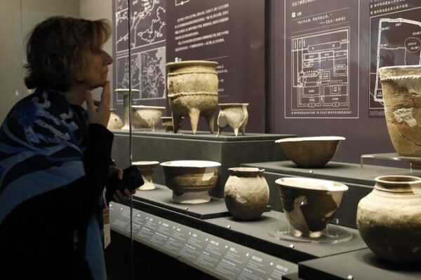Xi’s Heartfelt Message to the First World Conference of Classics 🌏📚 Xi sends congratulatory letter to first World Conference of Classics
