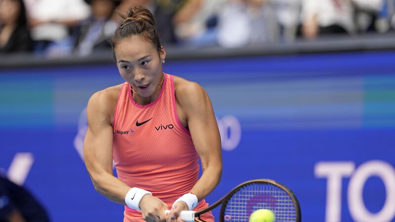 Zheng Qinwen defeats Sofia Kenin to win Pan Pacific Open