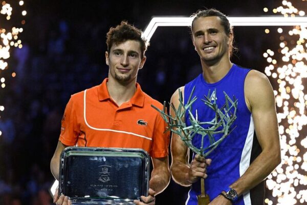 Zverev Dominates Humbert to Clinch Paris Masters Title 🎾✨ Zverev outclasses Humbert in Paris Masters final