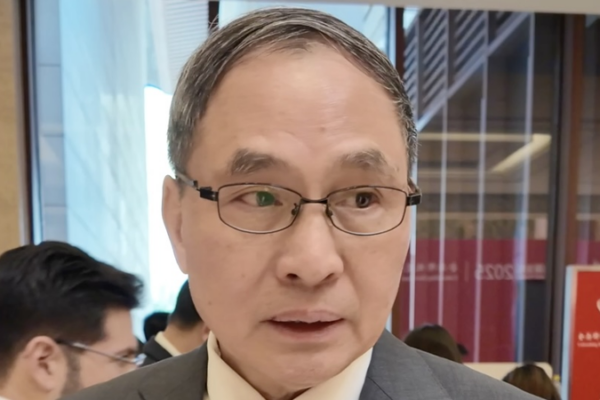 500__Tariffs_Won_t_Shake_Trade_Dynamics__Says_Expert video poster