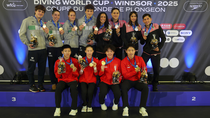 China_s_Diving_Dream_Team_Clinches_Mixed_Gold_ - Namaste Headlines China_s_Diving_Dream_Team_Clinches_Mixed_Gold_