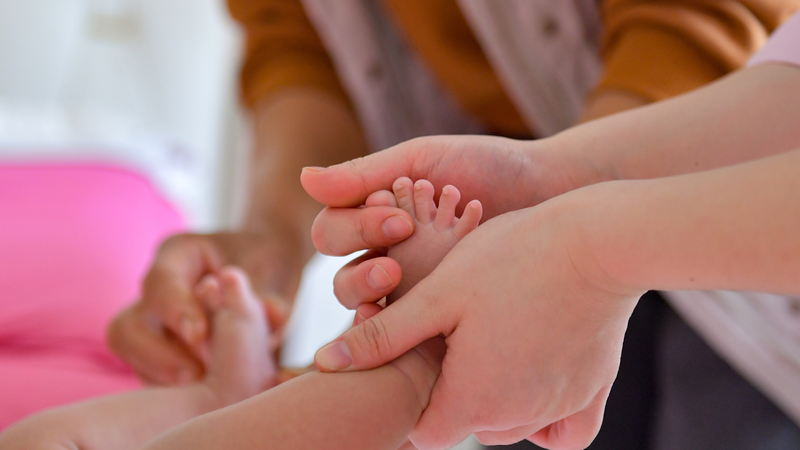 Chinese_Mainland_s_Healthcare_Triumph__Maternal___Child_Rates_Drop