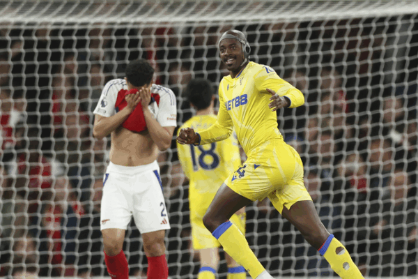 Crystal Palace’s Late Equalizer Stuns Arsenal, Puts Liverpool on Title Brink Crystal_Palace_s_Late_Equalizer_Stuns_Arsenal__Puts_Liverpool_on_Title_Brink