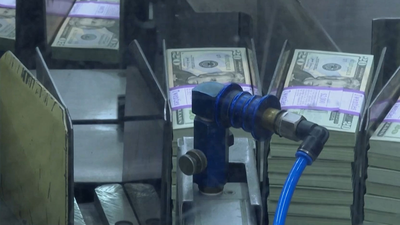 Dollar_Decline_Sparks_Capital_Shift_East - Namaste Headlines Dollar_Decline_Sparks_Capital_Shift_East