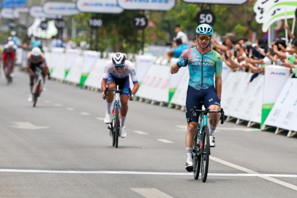 Gate Sprints to Victory in Tour of Hainan Stage Gate_Sprints_to_Victory_in_Tour_of_Hainan_Stage