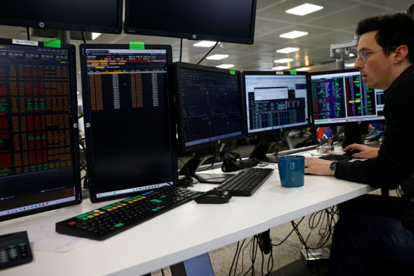 Global Markets Tumble Amid Trump’s Tariff Crisis Global_Markets_Tumble_Amid_Trump_s_Tariff_Crisis